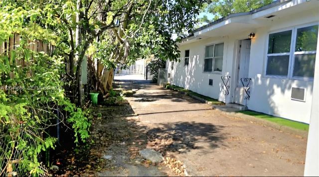 2 of 72 - 241 Nw 32nd Street, Miami, FL