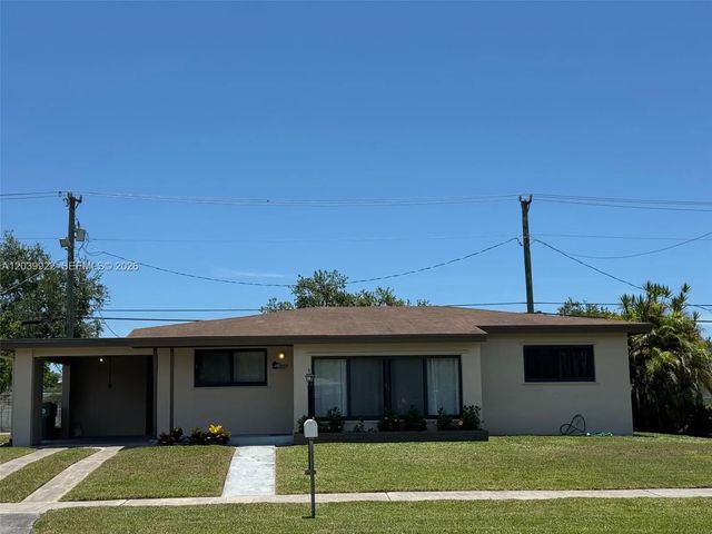 20921 Coral Sea Road, Cutler Bay