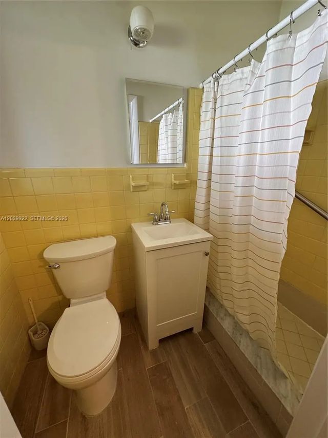 5 of 15 - 20921 Coral Sea Road, Cutler Bay, FL
