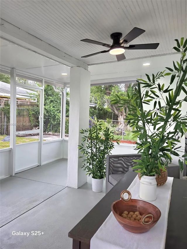 3 of 21 - 1321 Nw 82nd Street, Miami, FL