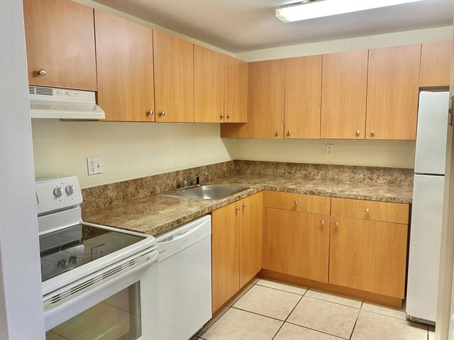 405 Executive Center Drive #208, West Palm Beach