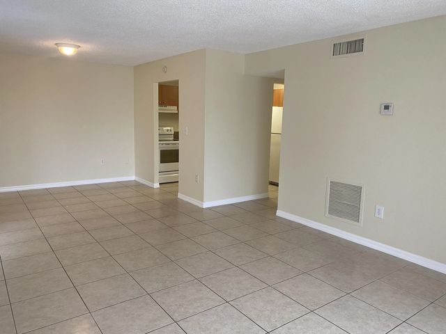 4 of 32 - 405 Executive Center Drive #208, West Palm Beach, FL