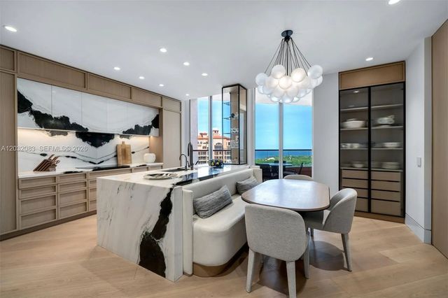 4 of 33 - 60 Edgewater Drive #ts-d, Coral Gables, FL