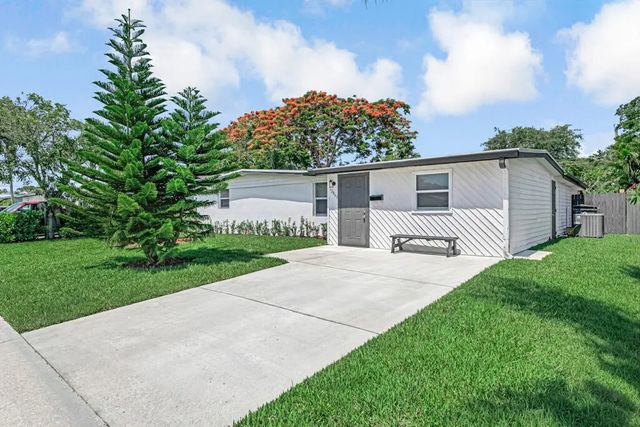 5 of 50 - 12063 Acapulco Avenue, Palm Beach Gardens, FL