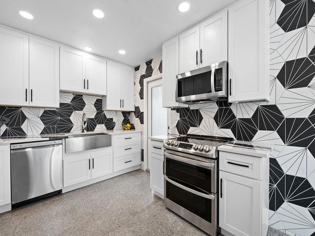4 of 20 - 657 Nw 30th Court, Wilton Manors, FL