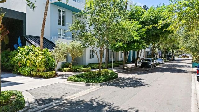 441 Ne 5th Avenue #5, Fort Lauderdale