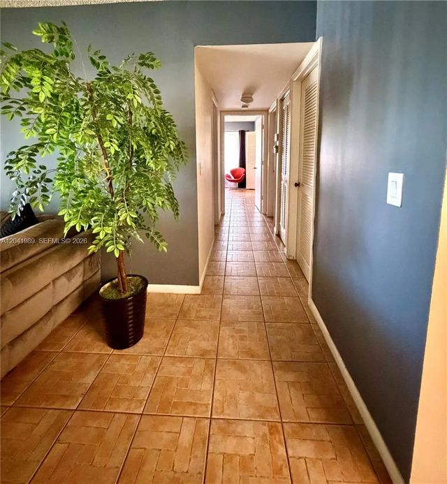 3 of 24 - 1119 Green Pine Boulevard #a1, West Palm Beach, FL