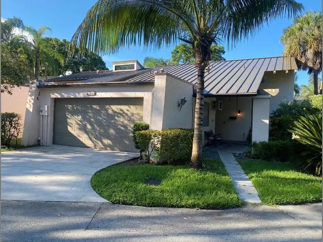 3400 Spring Bluff Place, Lauderhill