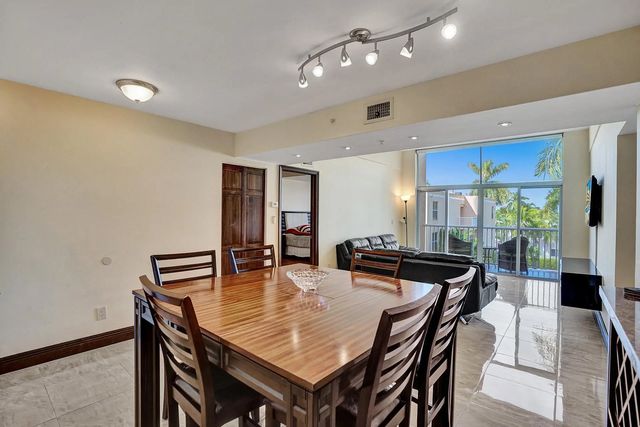 5 of 37 - 1350 Se 3rd Avenue #406, Dania Beach, FL