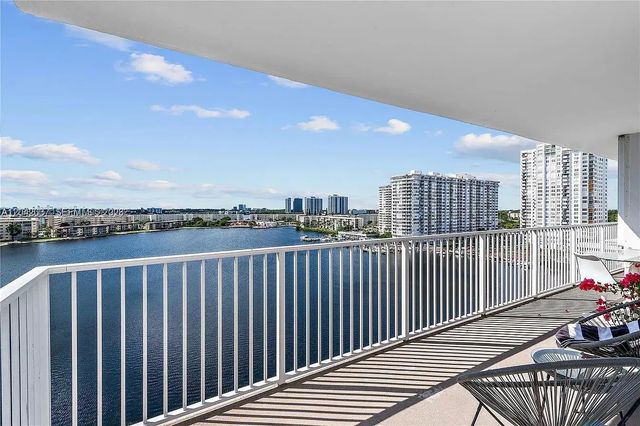 2 of 14 - 2801 Ne 183rd Street #1016w, Aventura, FL