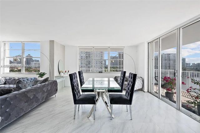 5 of 14 - 2801 Ne 183rd Street #1016w, Aventura, FL