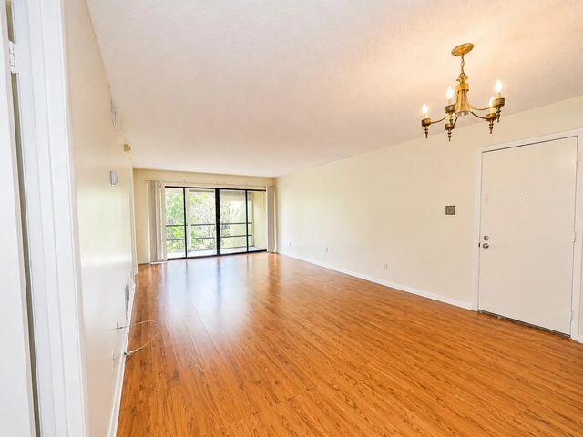 2050 Oleander Boulevard #4-206, Fort Pierce
