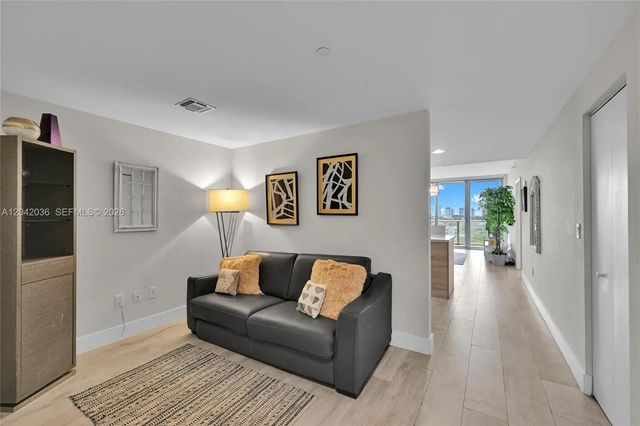 2 of 26 - 16385 Biscayne Boulevard #1020, North Miami Beach, FL