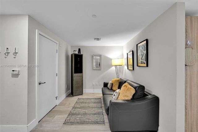 3 of 26 - 16385 Biscayne Boulevard #1020, North Miami Beach, FL