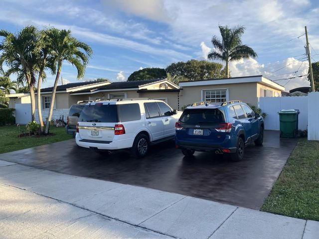 2 of 22 - 7960 Nw 174th Street, Hialeah, FL