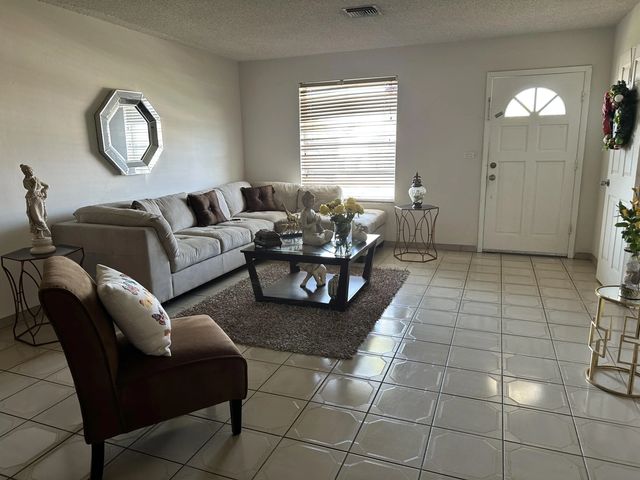 3 of 22 - 7960 Nw 174th Street, Hialeah, FL