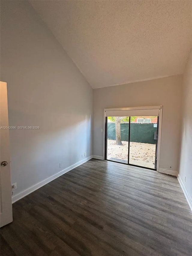 5 of 17 - 2309 Nw 55th Avenue, Lauderhill, FL