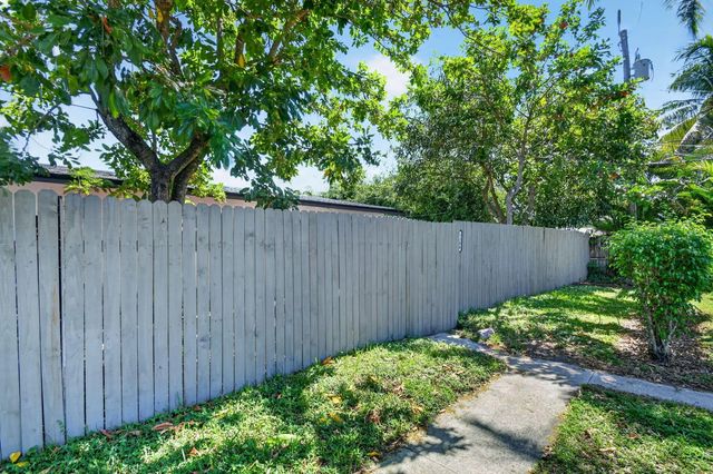 5 of 43 - 3382 Rudolf Road, Lake Worth, FL