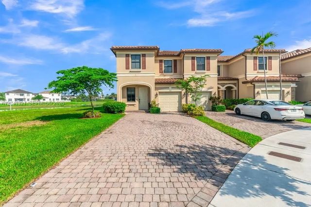 3401 W 94th Terrace, Hialeah