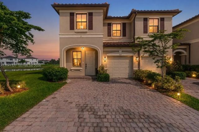 5 of 61 - 3401 W 94th Terrace, Hialeah, FL