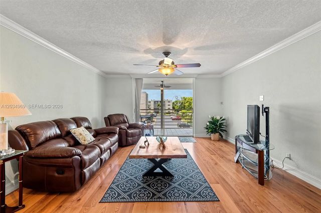 5 of 31 - 325 Se 11th Terrace #308, Dania Beach, FL