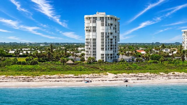 3 of 43 - 2700 N Hwy A1a #207, Hutchinson Island, FL