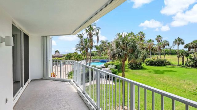 5 of 43 - 2700 N Hwy A1a #207, Hutchinson Island, FL