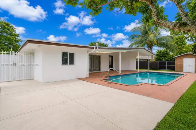 2 of 28 - 18670 Belview Drive, Cutler Bay, FL