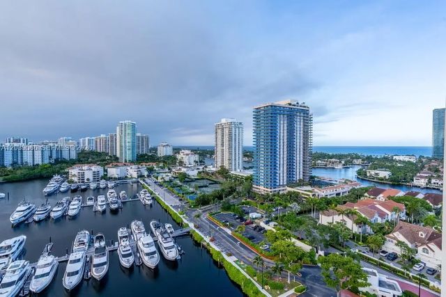 2 of 66 - 19500 Turnberry Way #16b, Aventura, FL