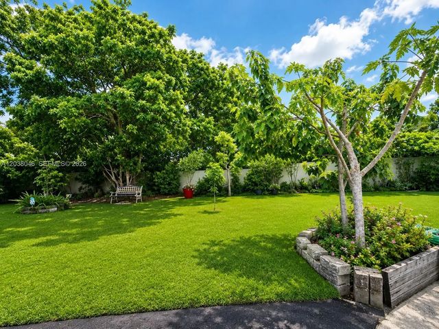 3 of 71 - 13870 Magnolia Court, Davie, FL