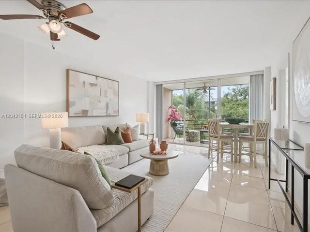 117 Royal Park Drive #3f, Oakland Park