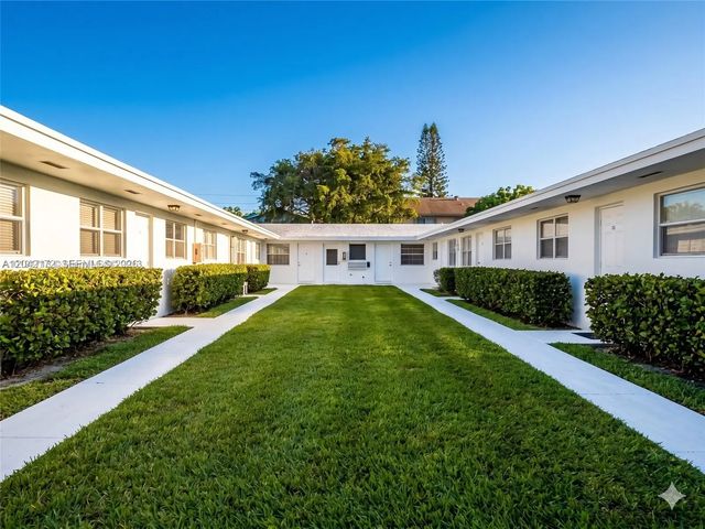 2230 Jackson Street #1w, Hollywood