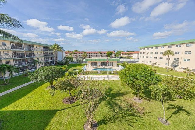 2 of 25 - 808 Se 7th Street #305, Deerfield Beach, FL