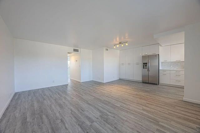 4 of 25 - 808 Se 7th Street #305, Deerfield Beach, FL