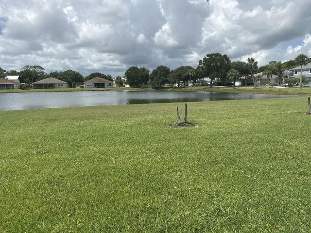 6075 46th Lane, Vero Beach