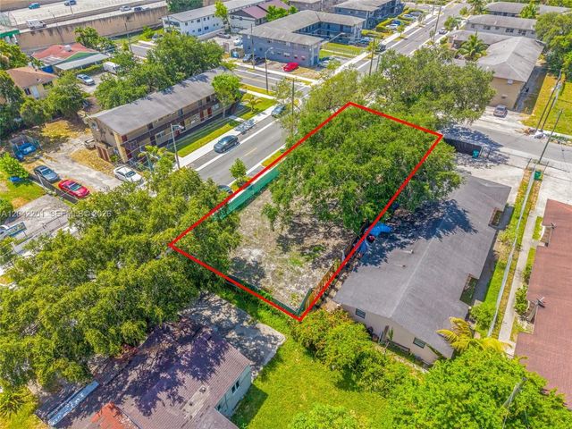 3 of 24 - 605 Nw 65th Street, Miami, FL