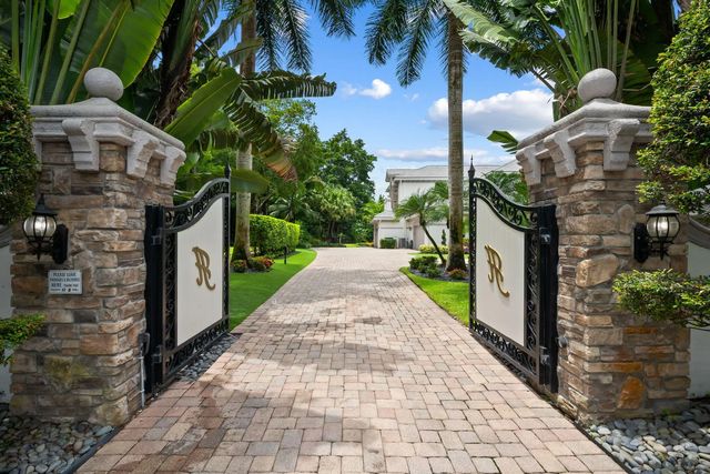 8950 Nw 70th Court, Parkland