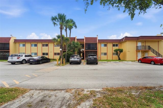 2974 Nw 55th Avenue #2b, Lauderhill