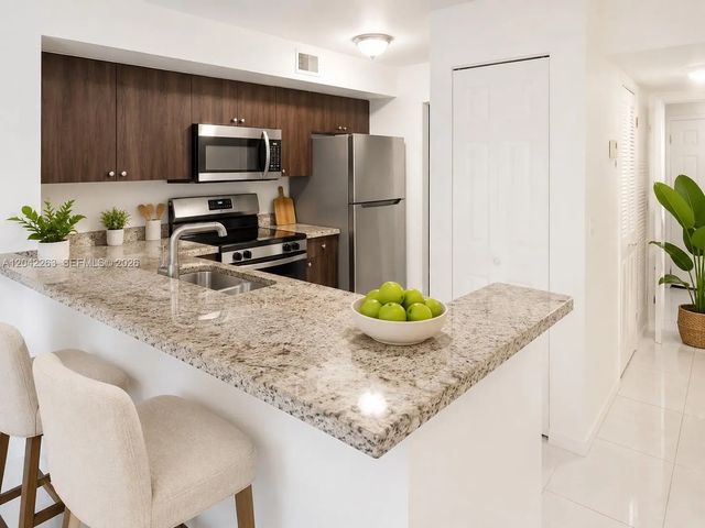 4 of 14 - 11177 Sw 8th Street #208, Pembroke Pines, FL