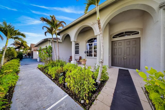 2 of 43 - 1640 Sw Burlington Street, Port St. Lucie, FL