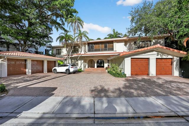 4 of 14 - 325 Sunset Drive #a, Fort Lauderdale, FL