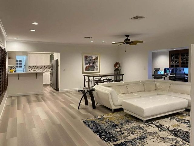 5 of 14 - 325 Sunset Drive #a, Fort Lauderdale, FL