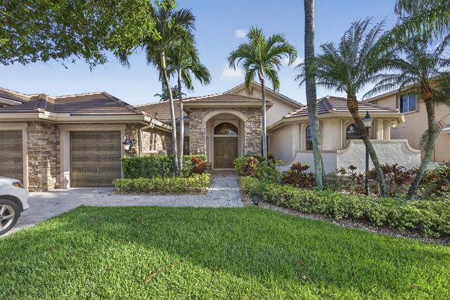 4 of 76 - 10715 Versailles Boulevard, Wellington, FL