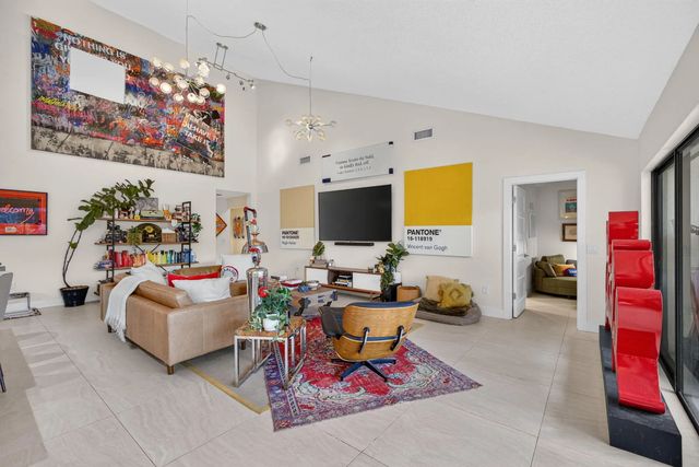 5 of 75 - 2613 Mohawk Circle, West Palm Beach, FL