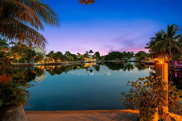 5 of 33 - 1508 Ne 30th Court, Oakland Park, FL