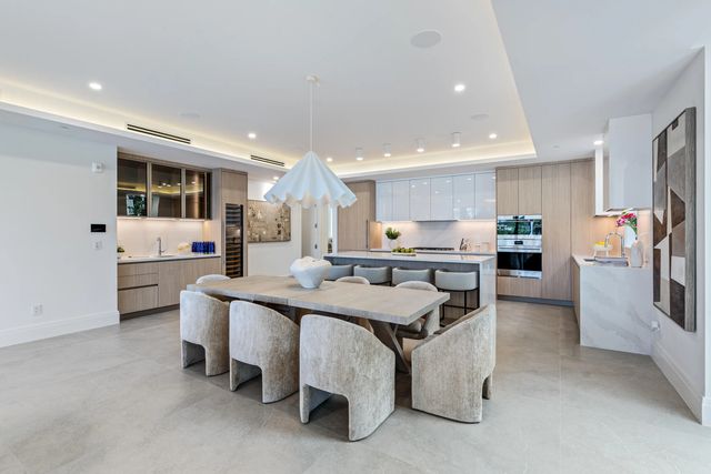 87 Isle Of Venice Drive #401n, Fort Lauderdale