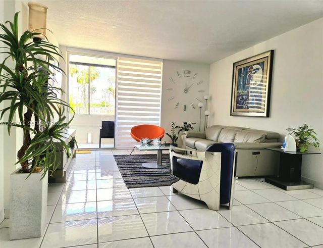 5 of 41 - 16850 S Glades Drive #2k, North Miami Beach, FL