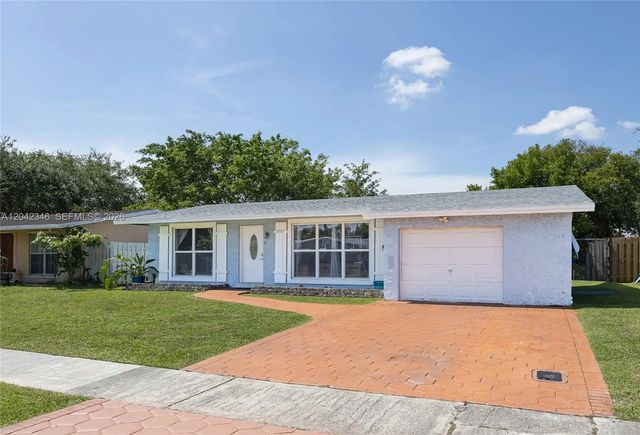 3 of 26 - 8350 Nw 27th Place, Sunrise, FL