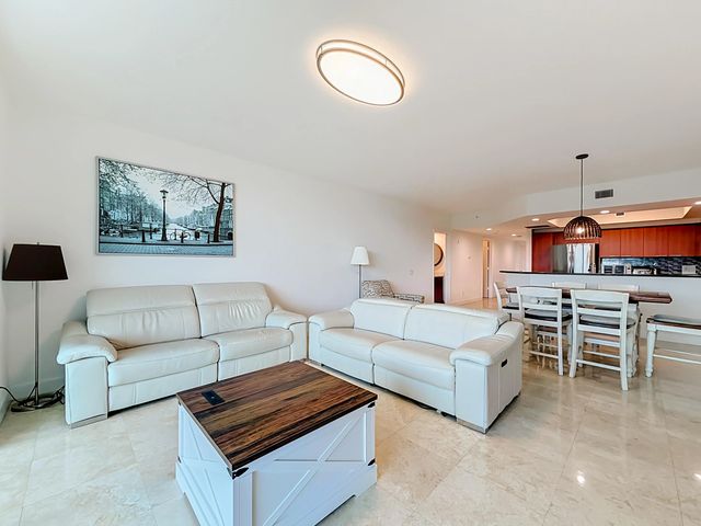 14951 Royal Oaks Lane #505, North Miami