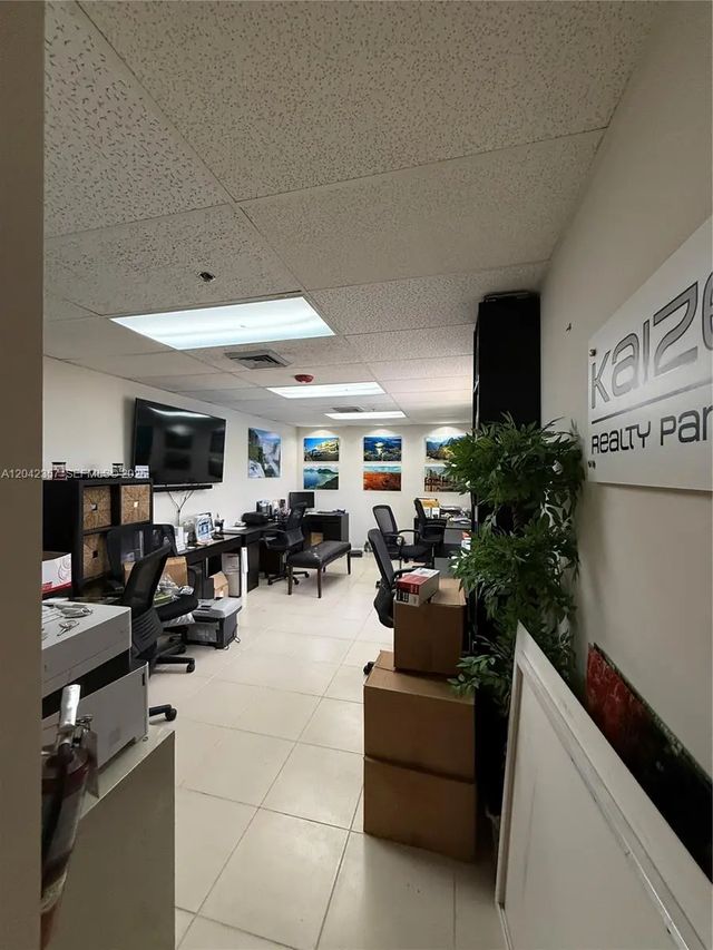 2 of 9 - 9600 Nw 25th Street #4h, Doral, FL